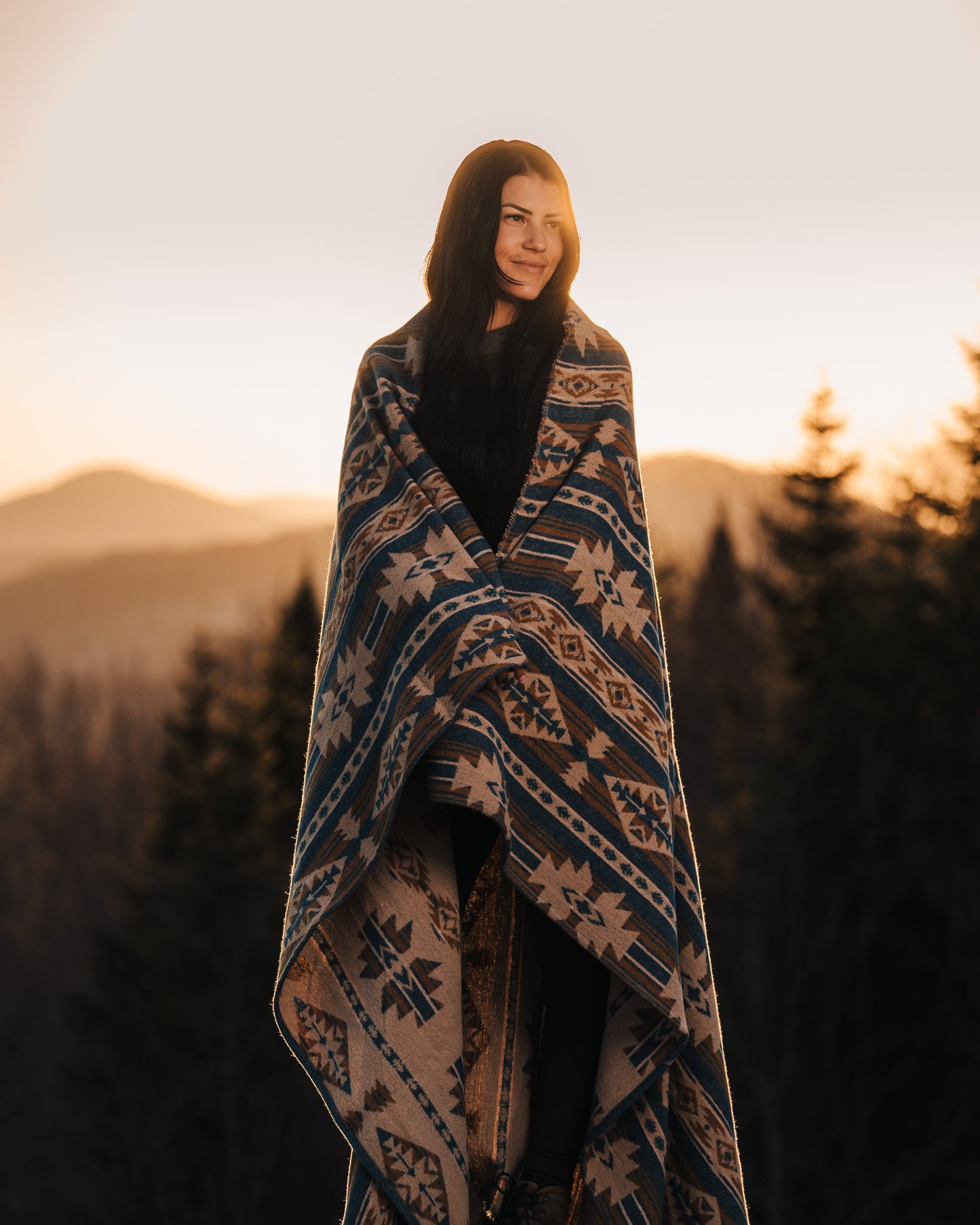 Blanket - Aztec boho wool throw