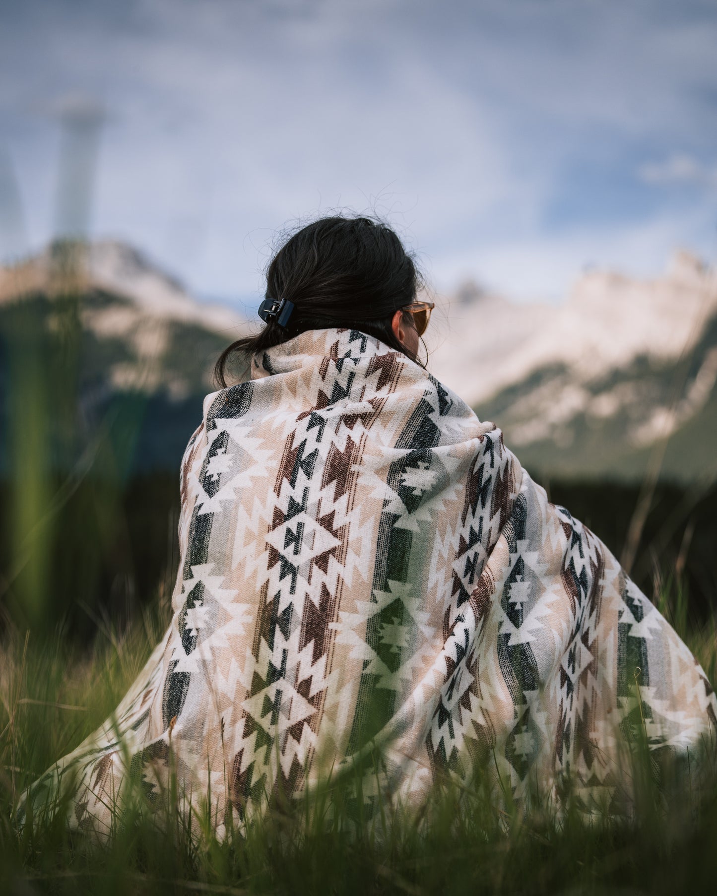 Couverture - Jeté en laine à motif boho aztèque