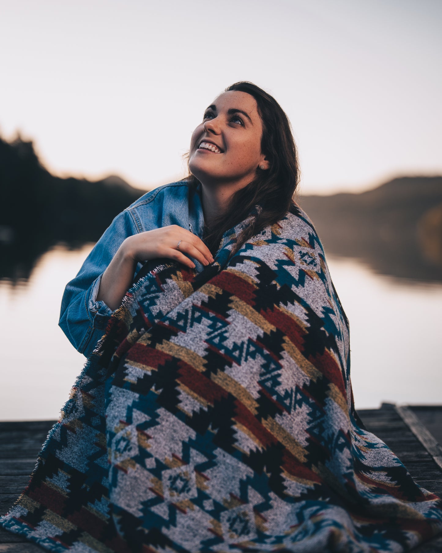Couverture - Jeté en laine à motif boho aztèque