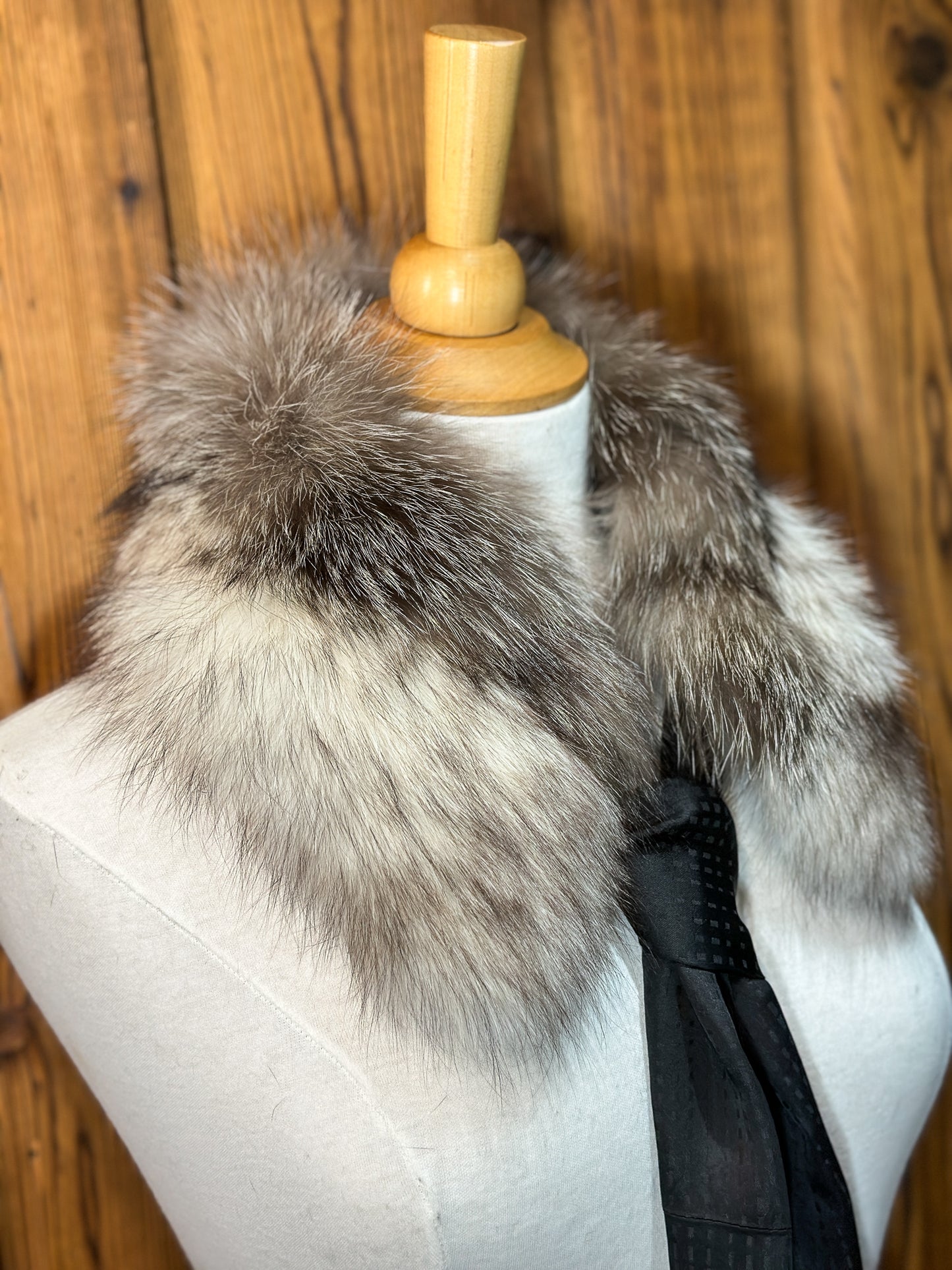 Foulard tout en fourrure avec boucle