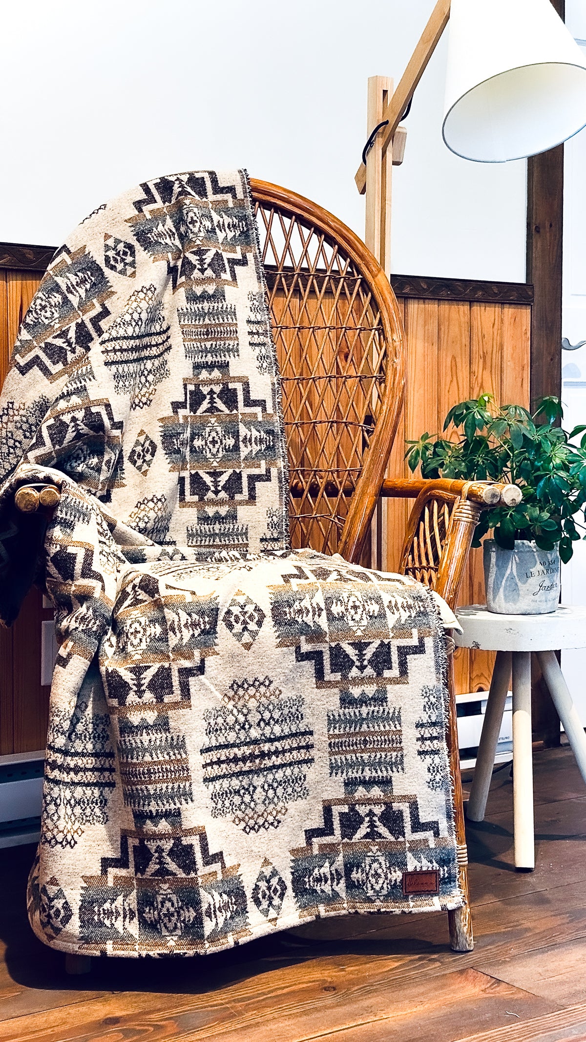 Couverture - Jeté en laine à motif boho aztèque