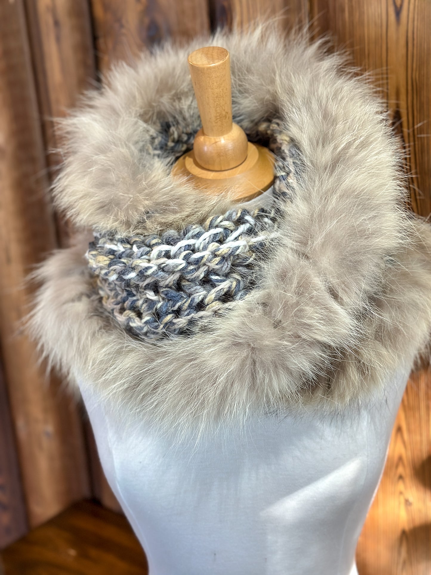 Foulard avec fourrure recyclée