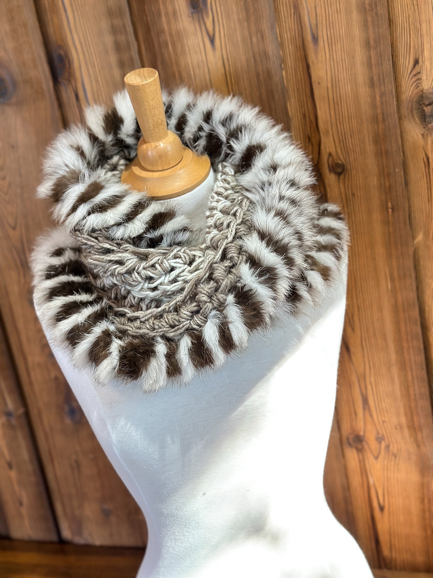 Scarf with recycled fur