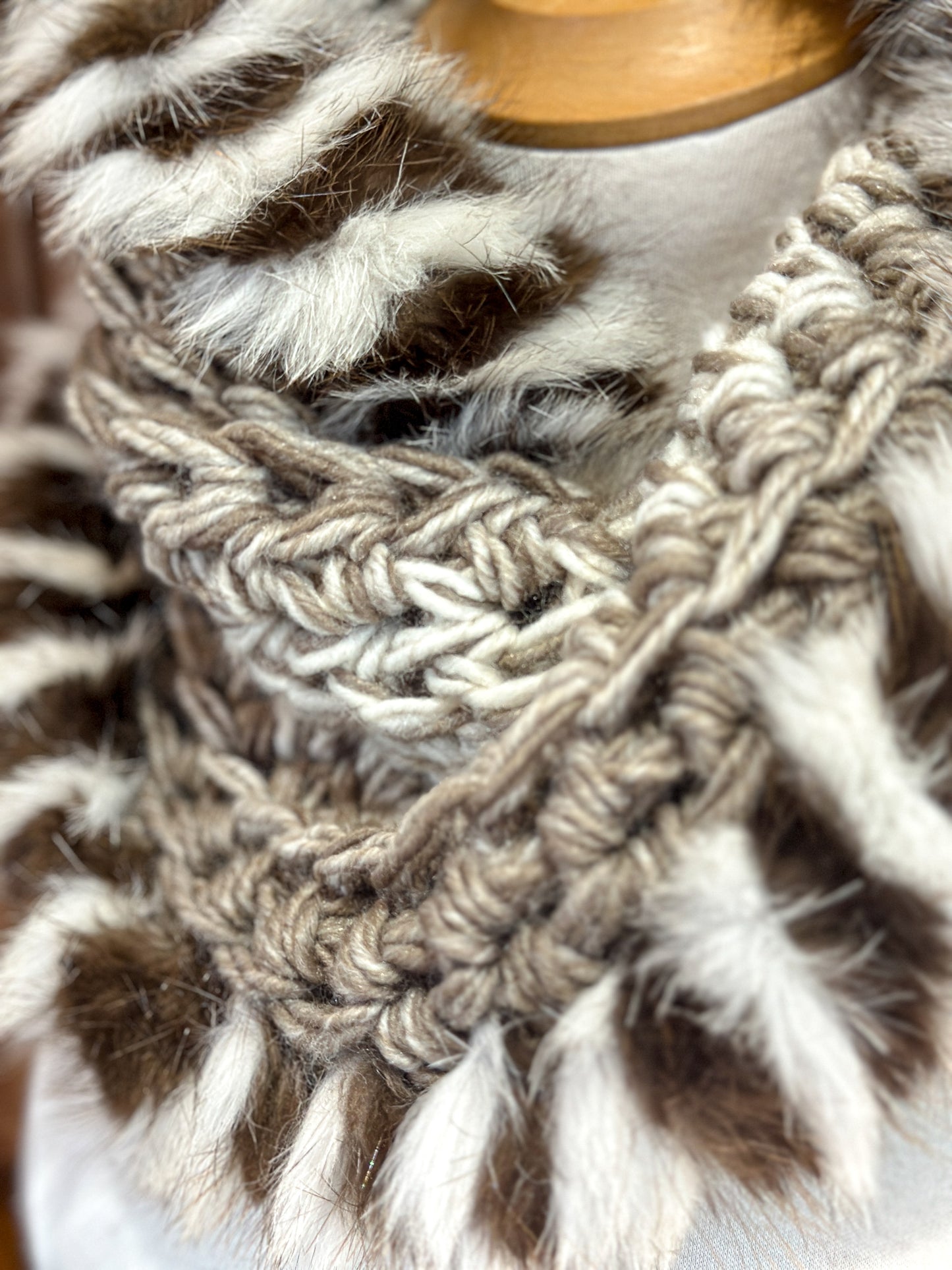 Scarf with recycled fur