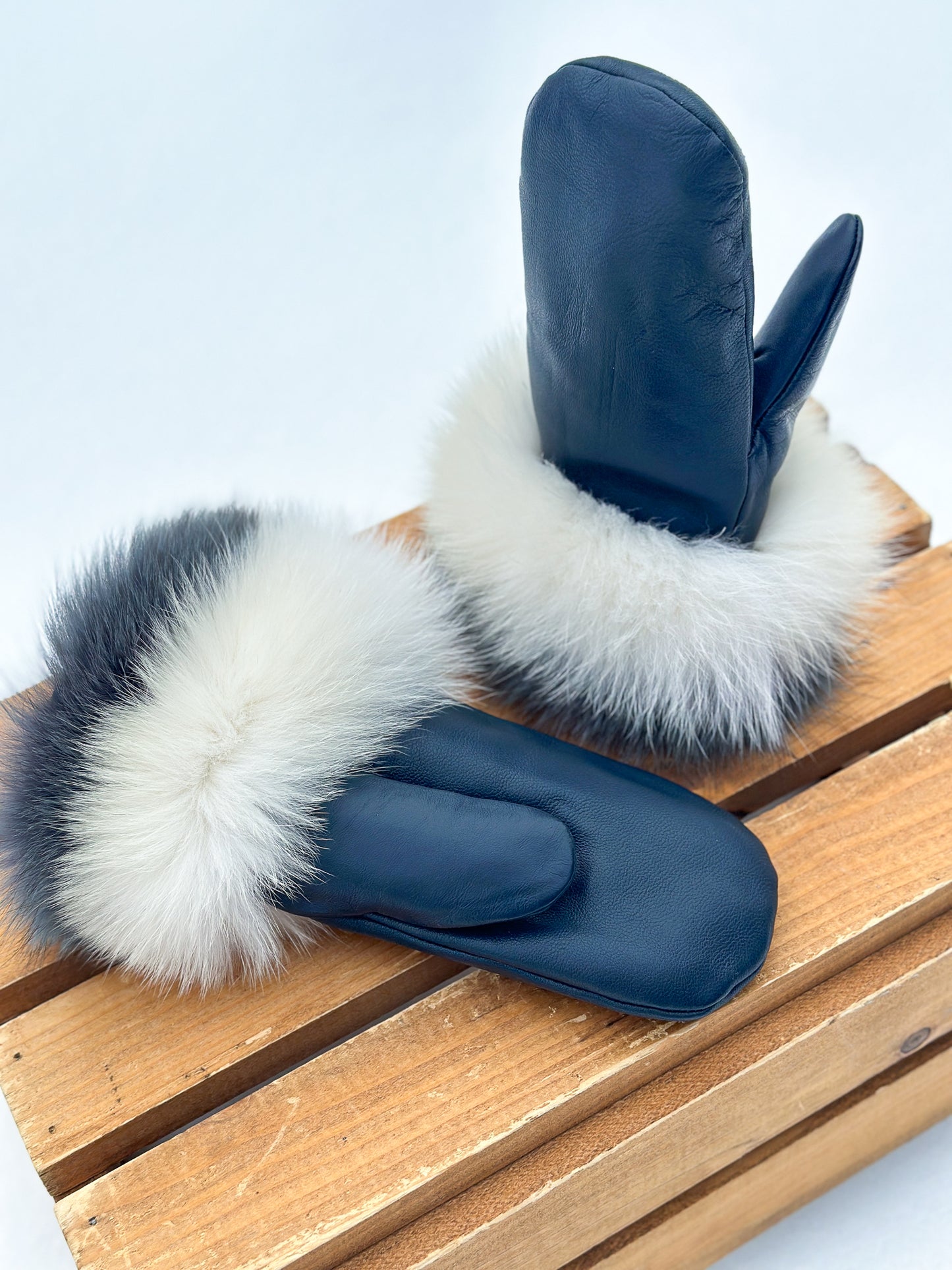 Mitaines en cuir bleu avec fourrure recyclée