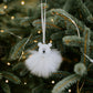 Petit ours polaire rigolo avec pompon de fourrure pour décorer votre sapin de Noël, décoration unique pour un temps des fêtes 