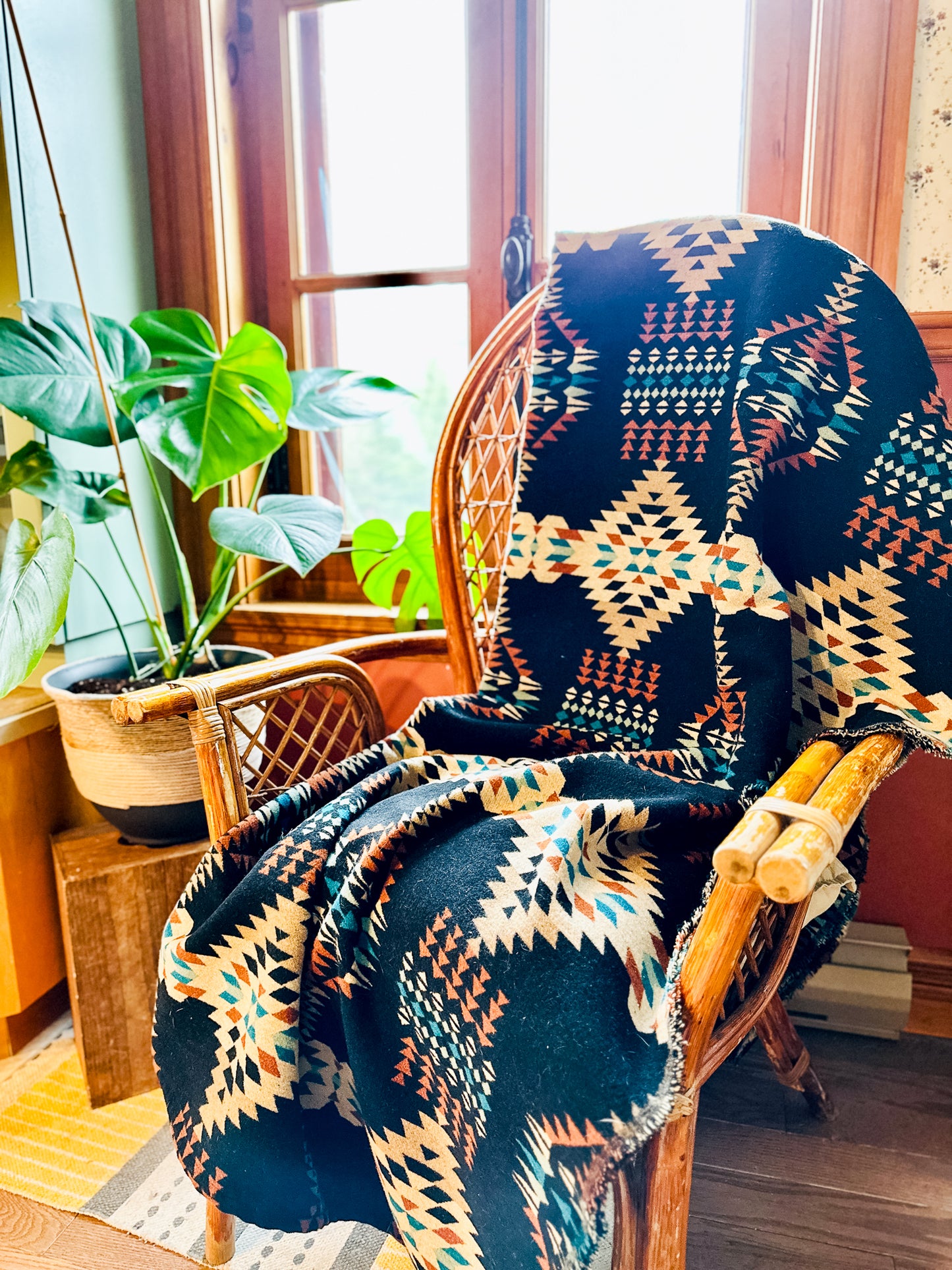 Blanket - Aztec boho wool throw