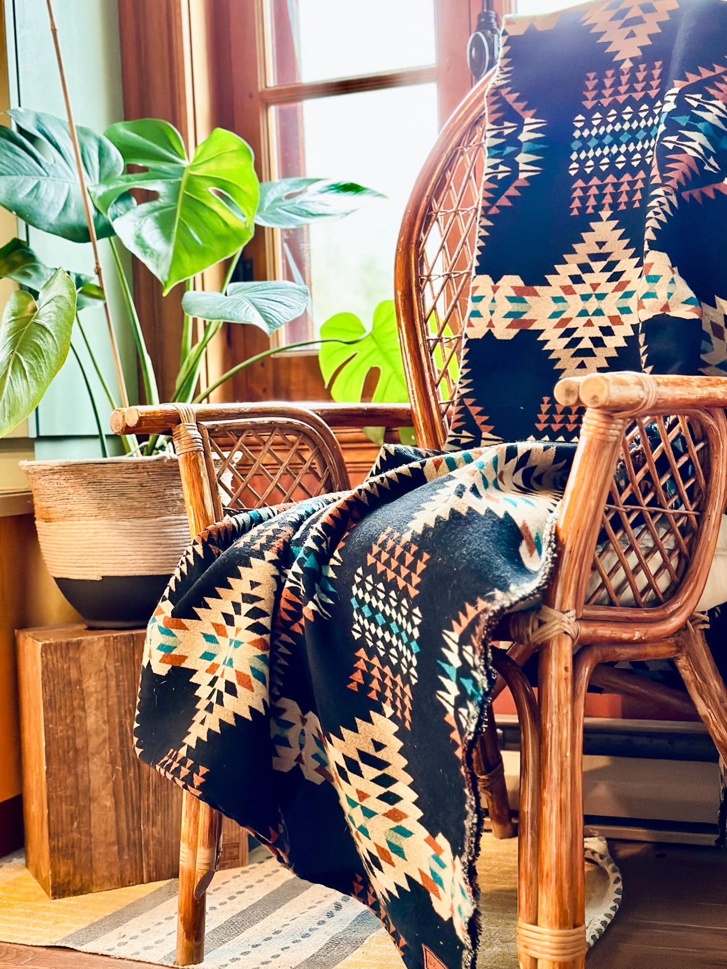 Blanket - Aztec boho wool throw