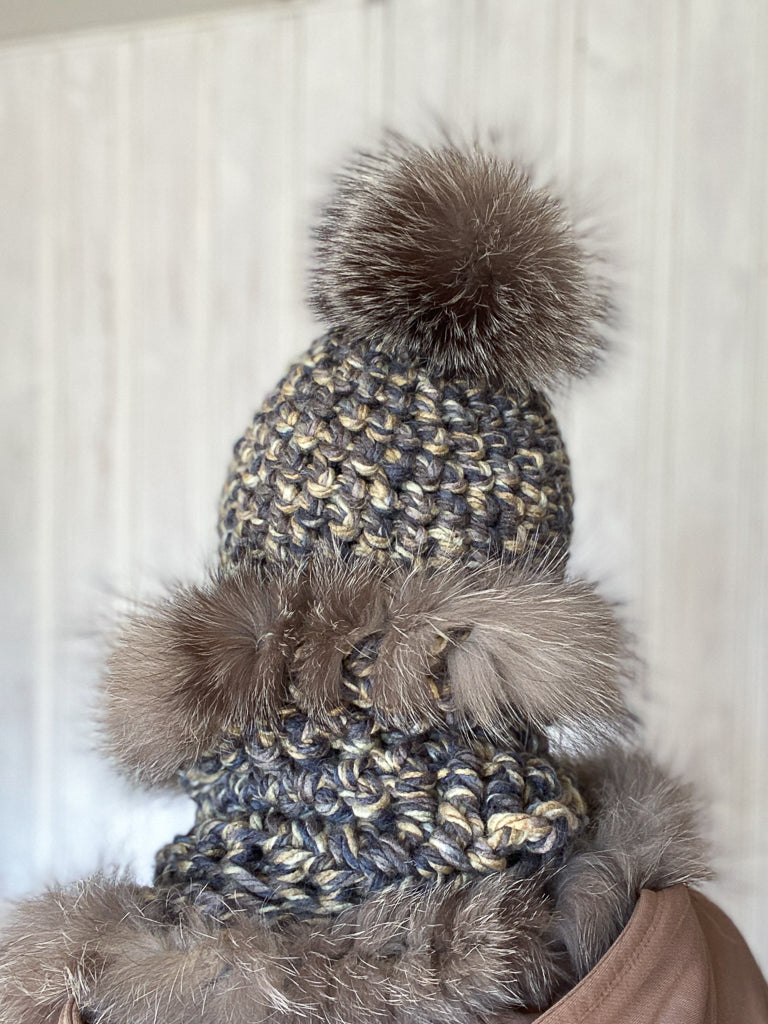 Beanie with recycled fur pompom