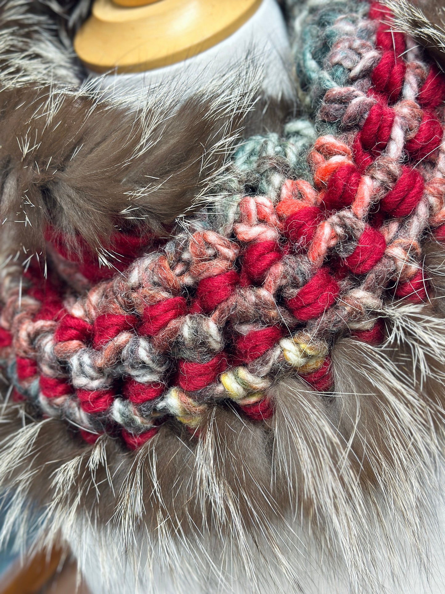 Scarf with recycled fur