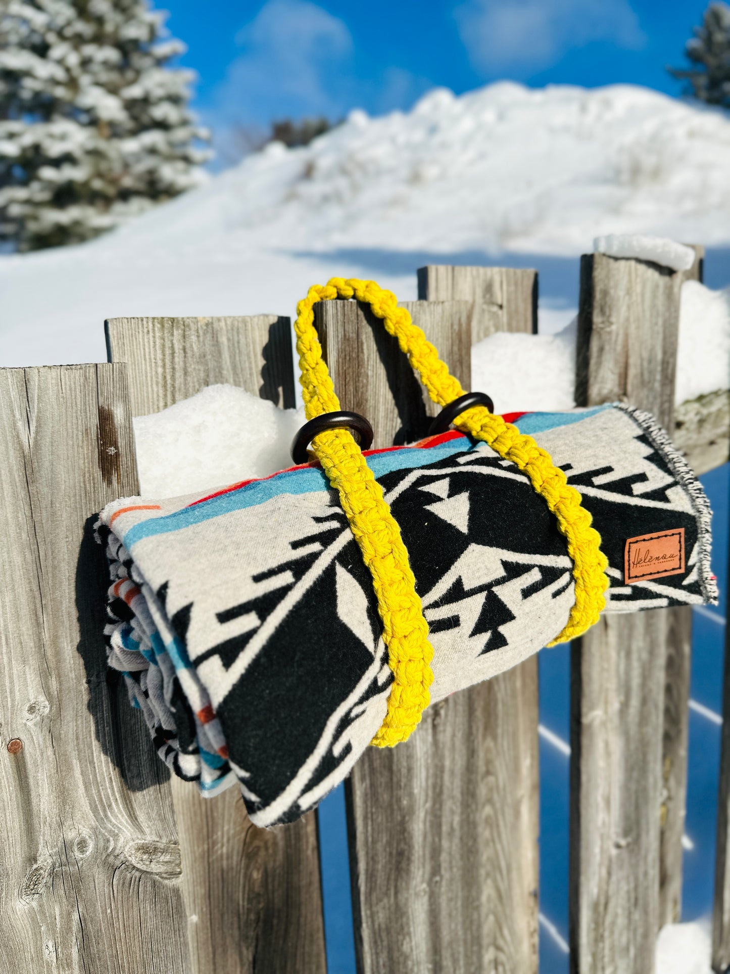 Couverture - Jeté en laine à motif boho aztèque