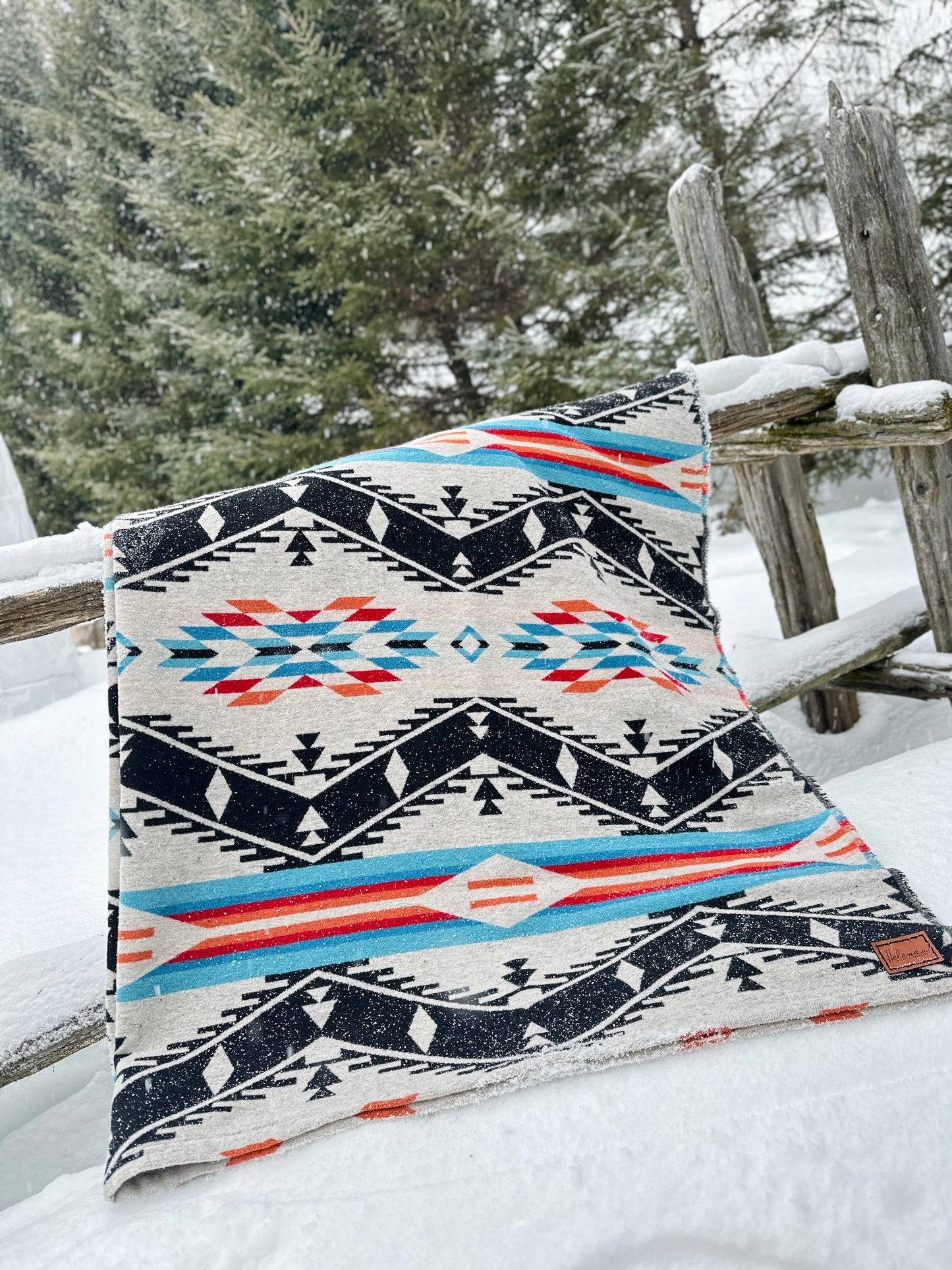 Couverture - Jeté en laine à motif boho aztèque