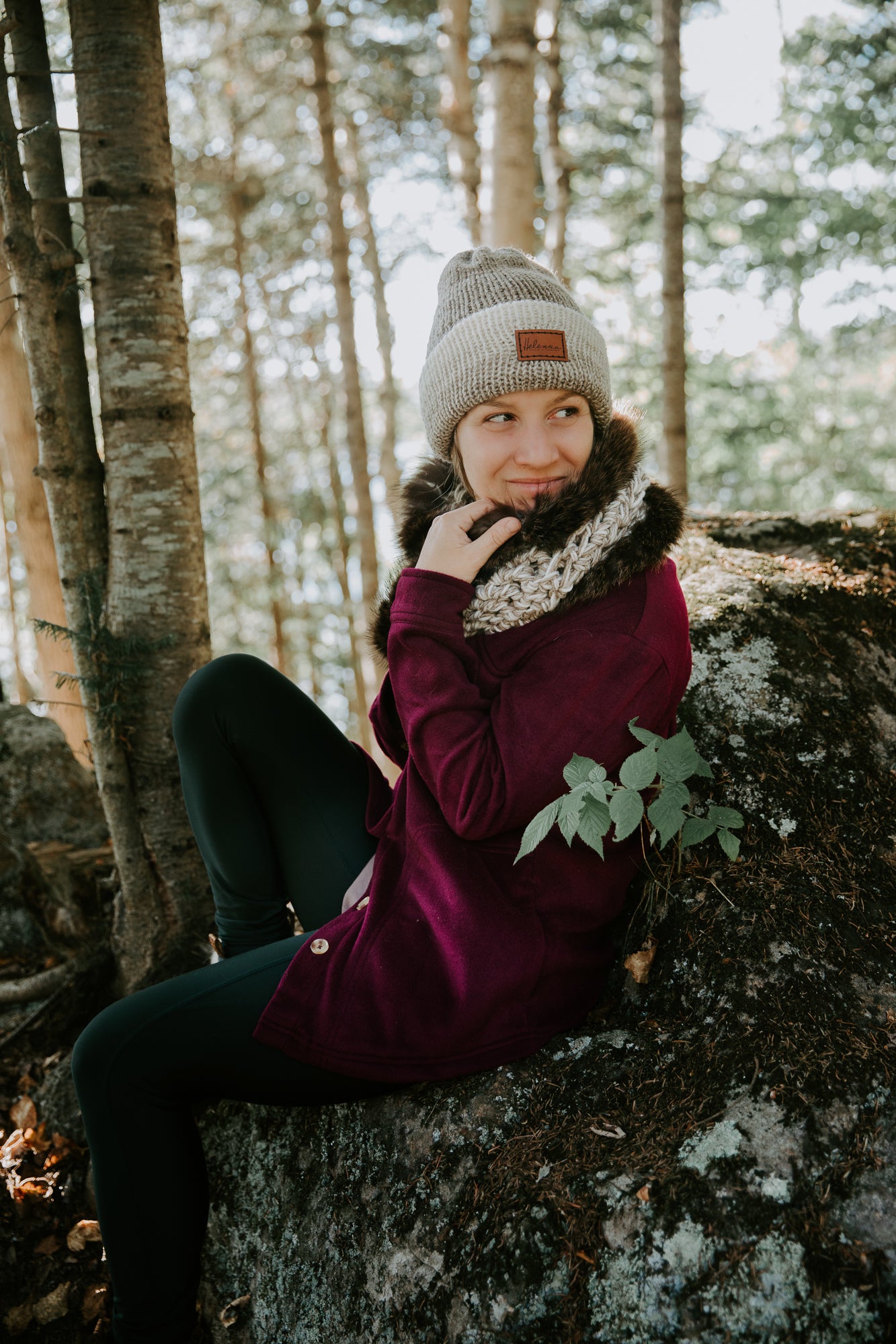 Ensemble tuque à revers et foulard avec fourrure