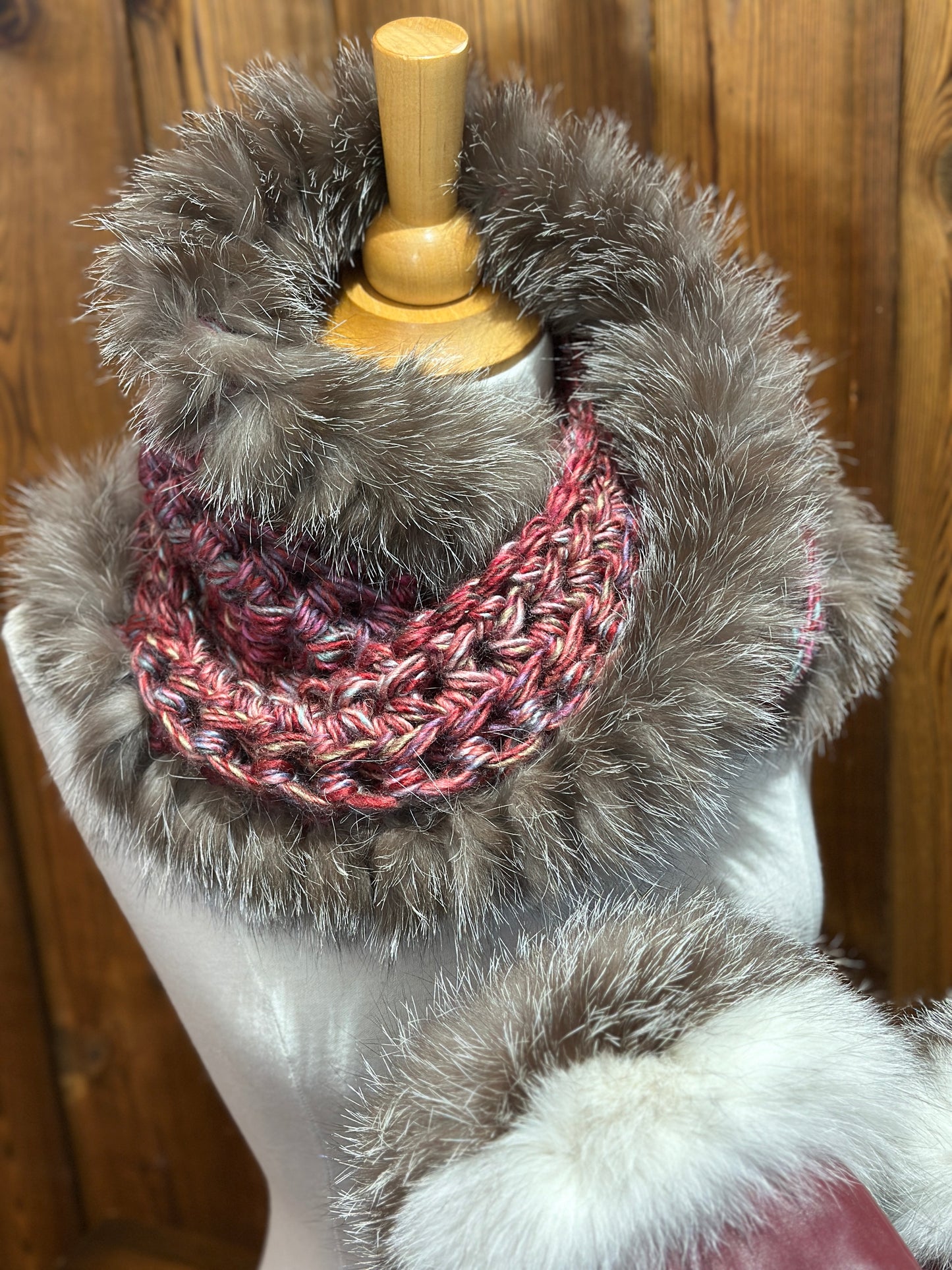 Ensemble Foulard et mitaines Rose avec fourrure recyclée - Renard