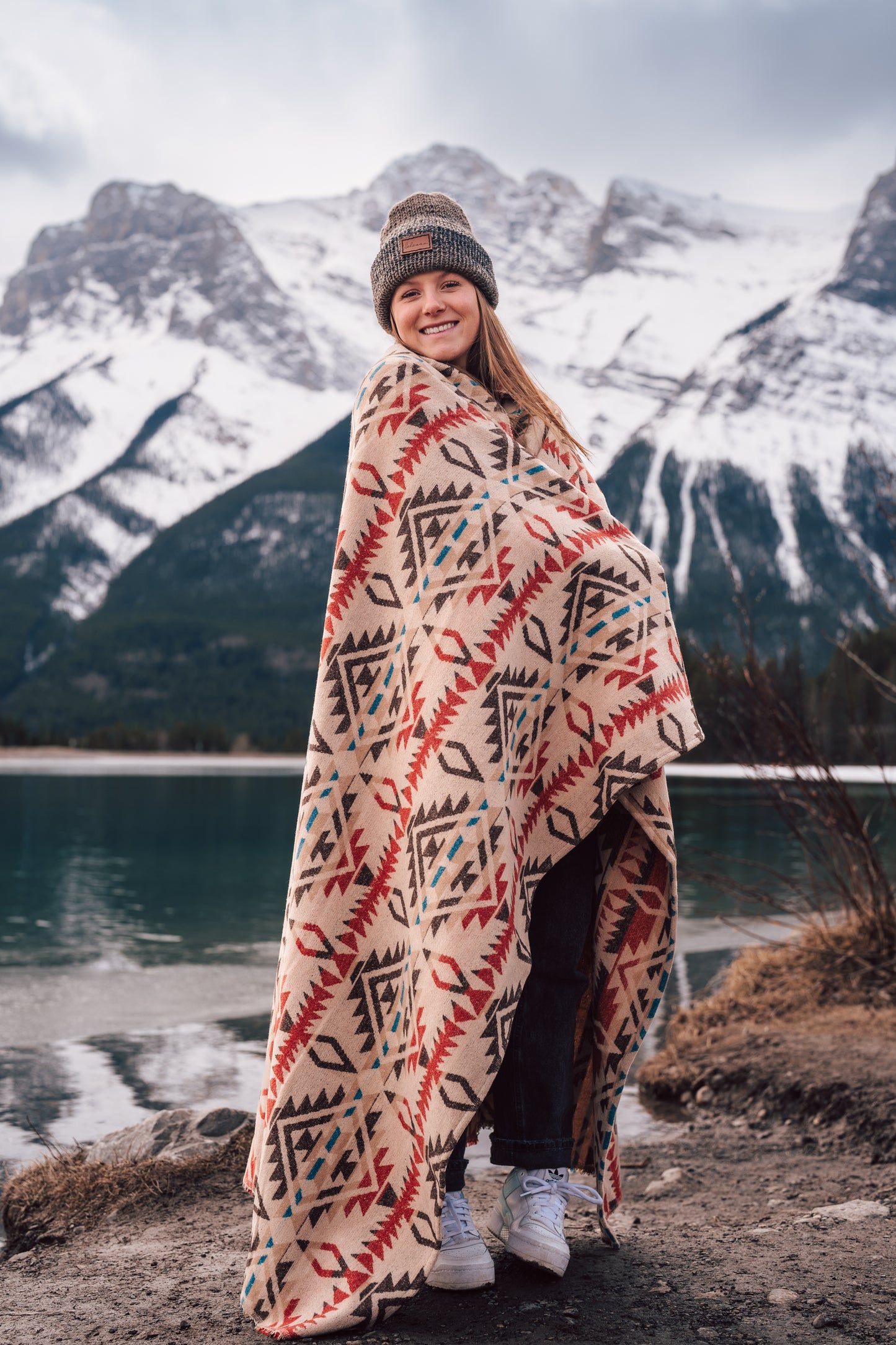 Couverture - Jeté en laine à motif boho aztèque