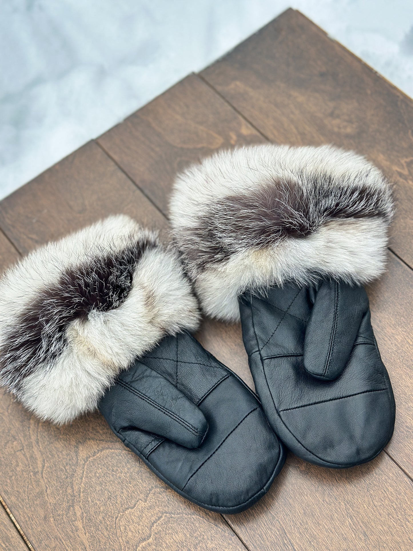 Mitaines en cuir avec fourrure recyclée