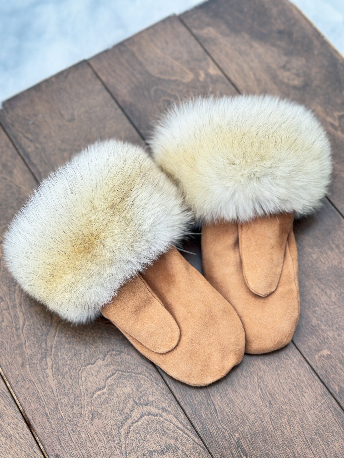 Mitaines en suède beige avec fourrure recyclée