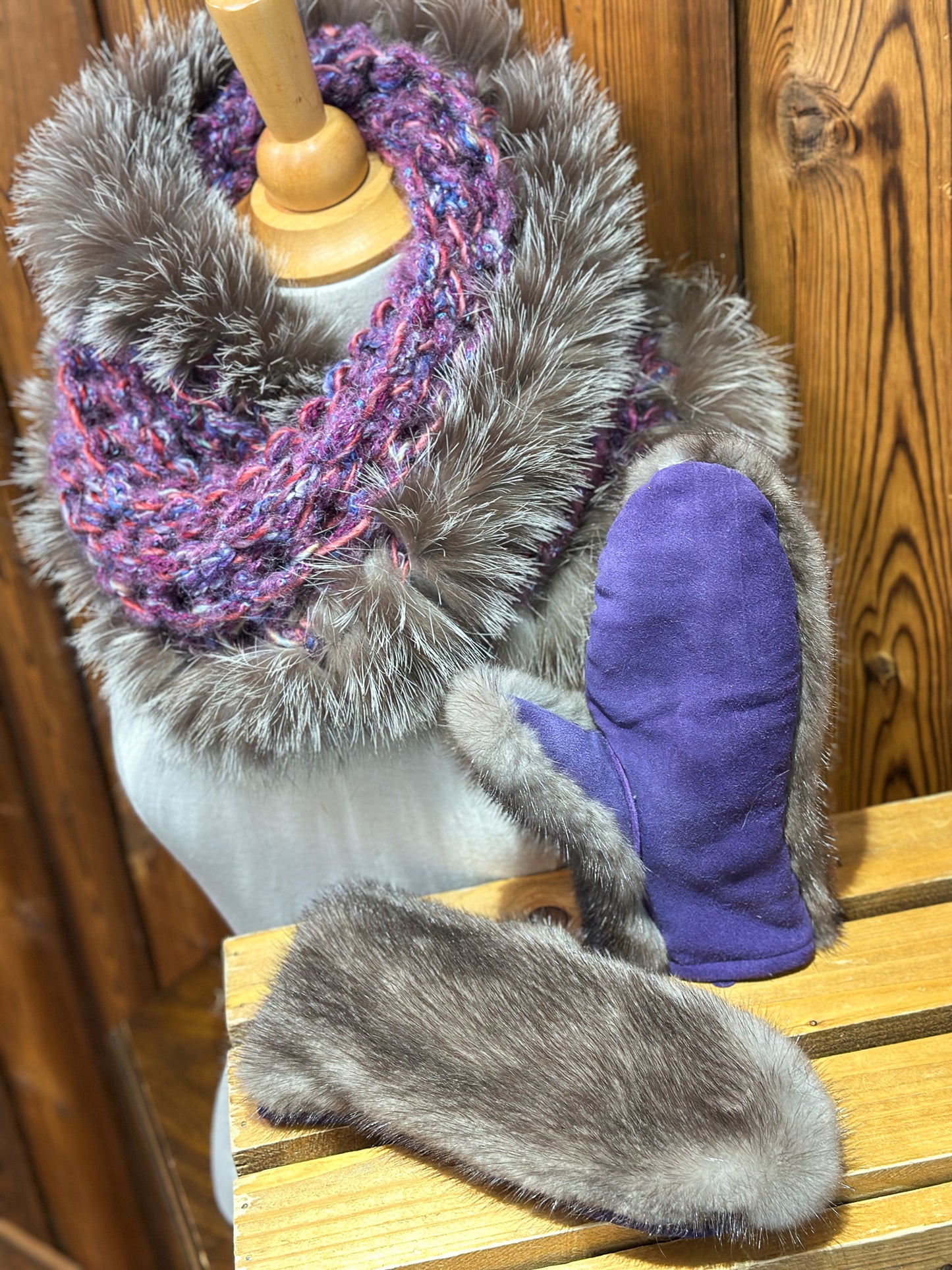 Foulard Mauve avec fourrure recyclée - Renard