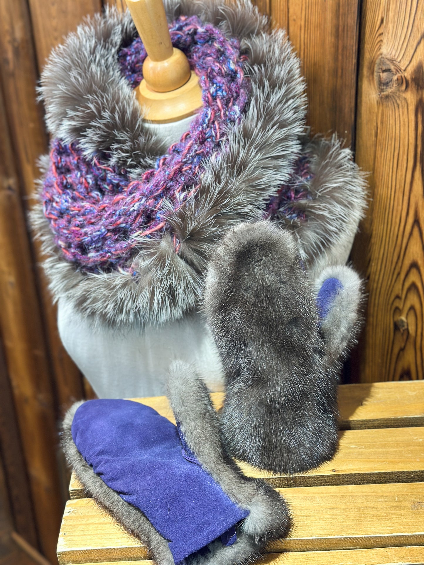 Foulard Mauve avec fourrure recyclée - Renard