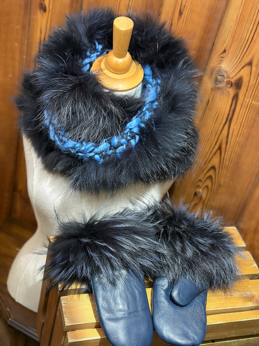 Ensemble Foulard et Mitaines Bleu avec fourrure recyclée - Renard