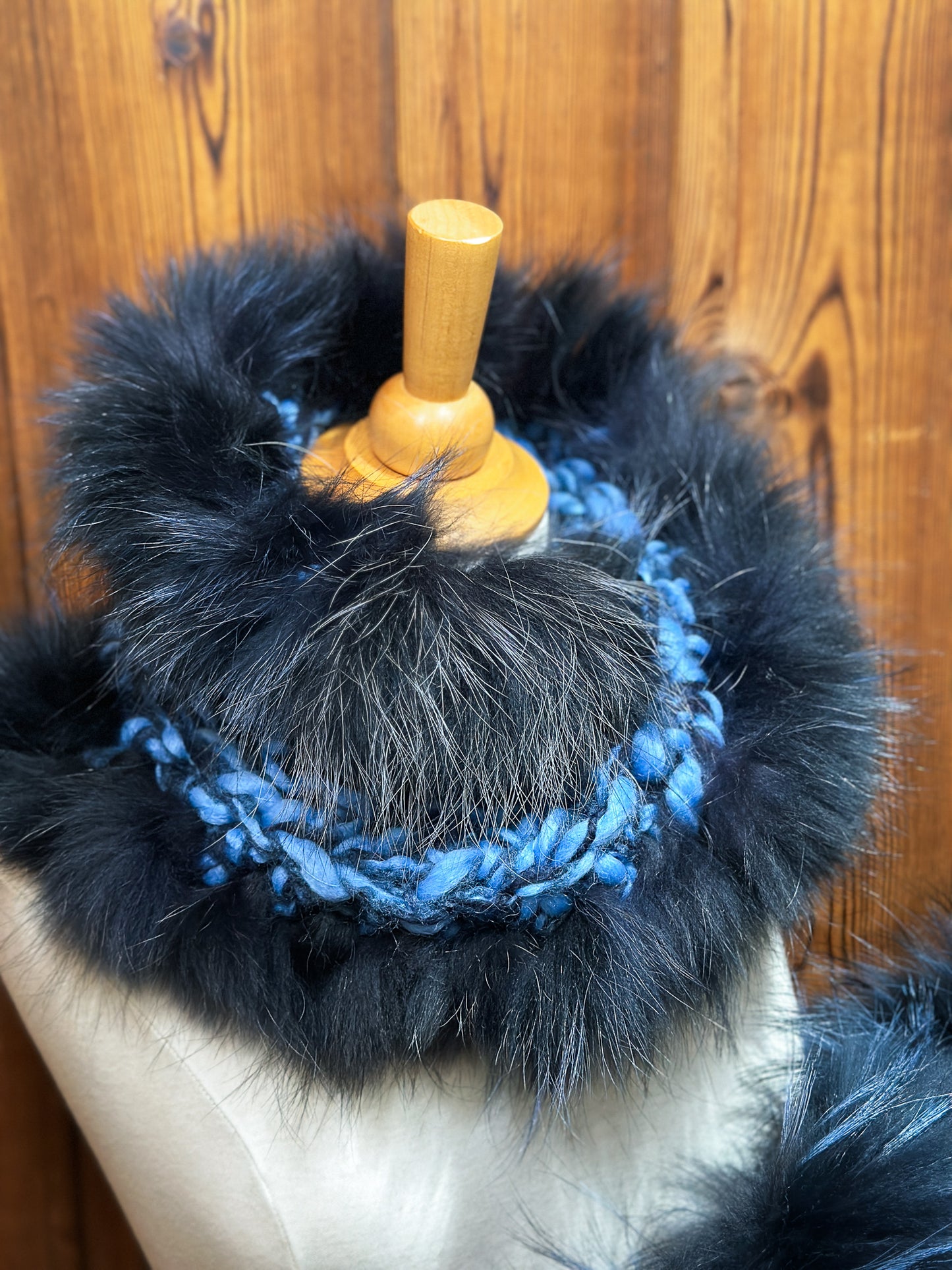 Ensemble Foulard et Mitaines Bleu avec fourrure recyclée - Renard