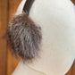Cache-oreilles en fourrure recyclée, chat sauvage brun