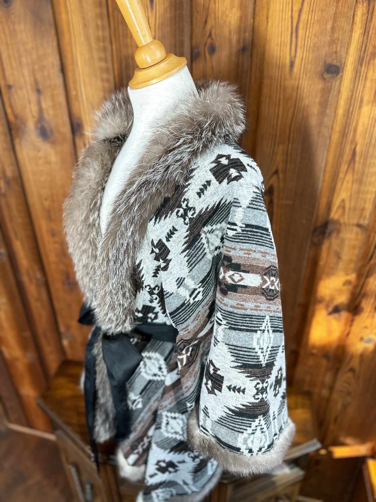 Châle couverture avec fourrure recyclée - Gris