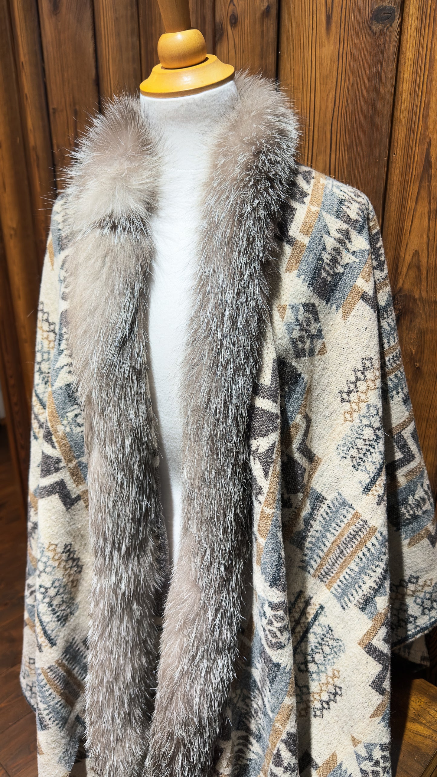 Châle couverture avec fourrure recyclée