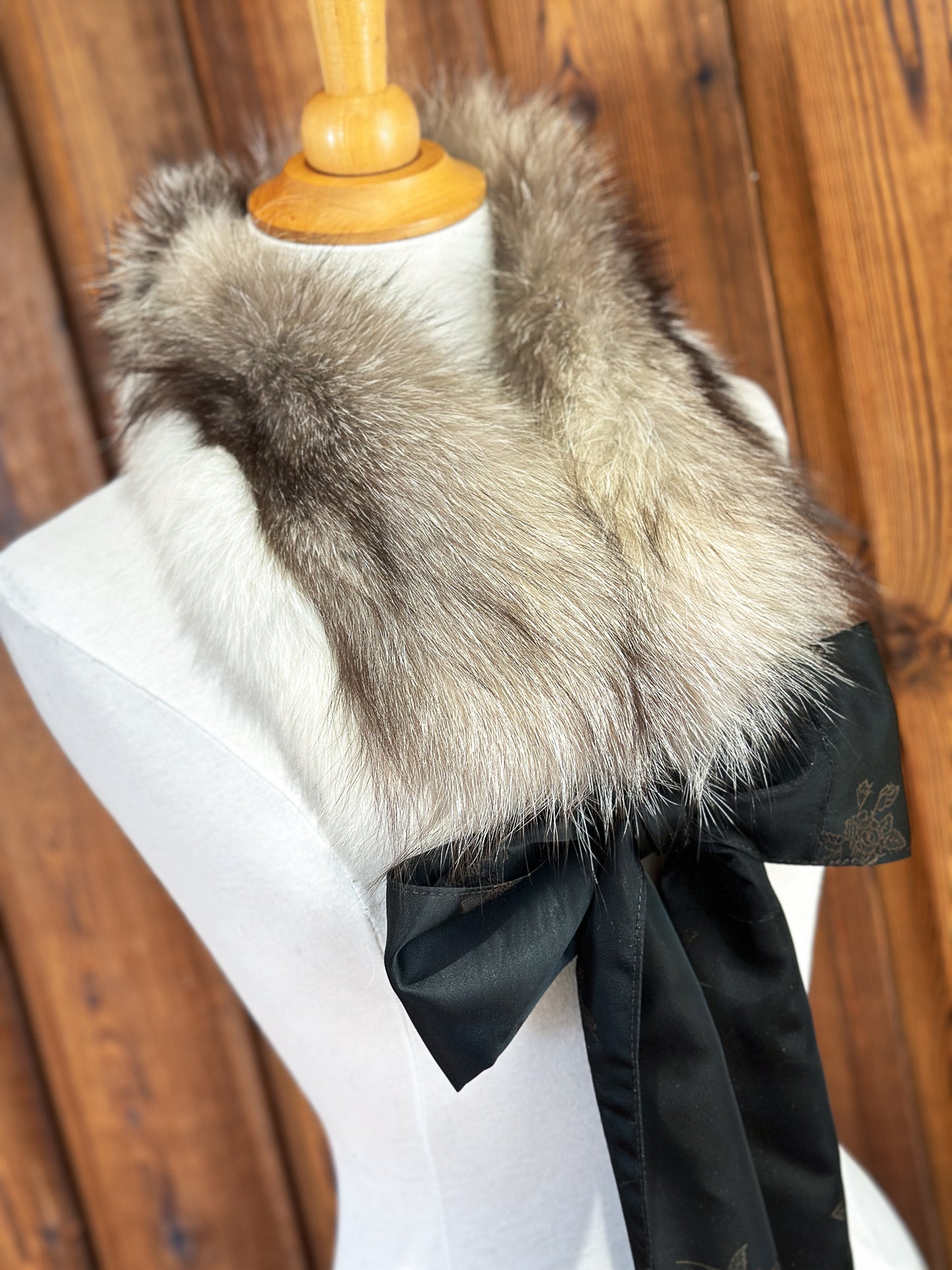 Foulard tout en fourrure 2 couleurs avec boucle