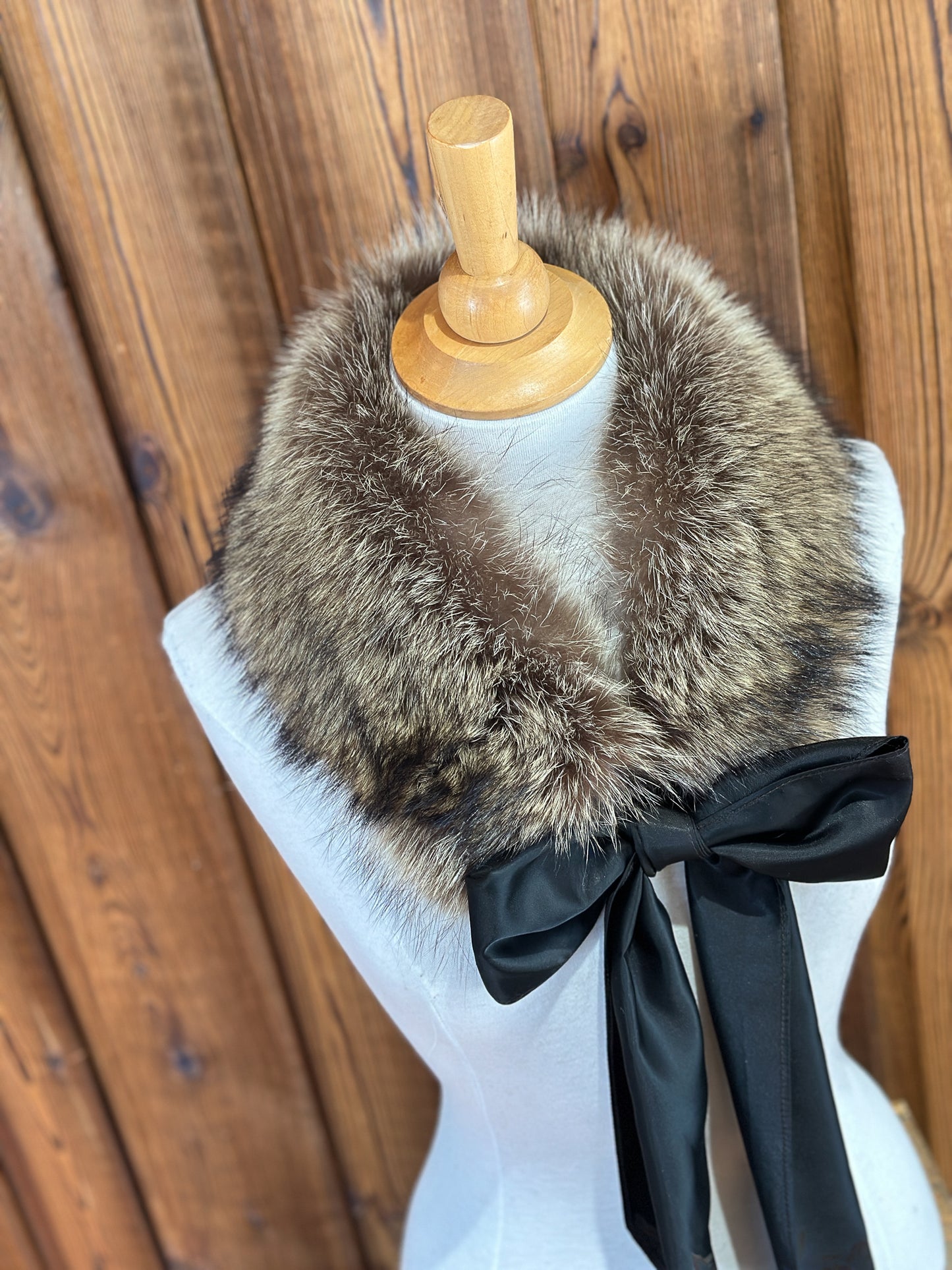 Foulard tout en fourrure avec boucle