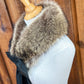 Foulard tout en fourrure avec boucle
