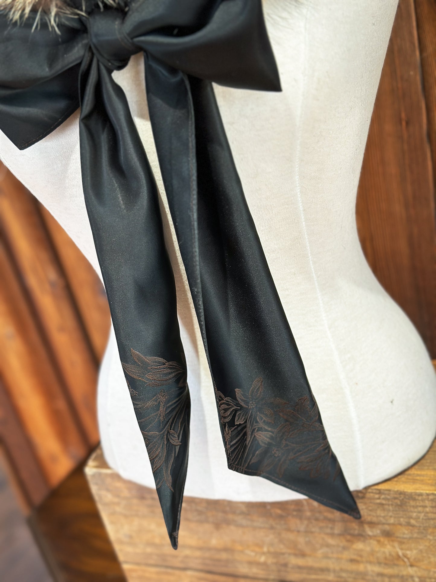 Foulard tout en fourrure avec boucle