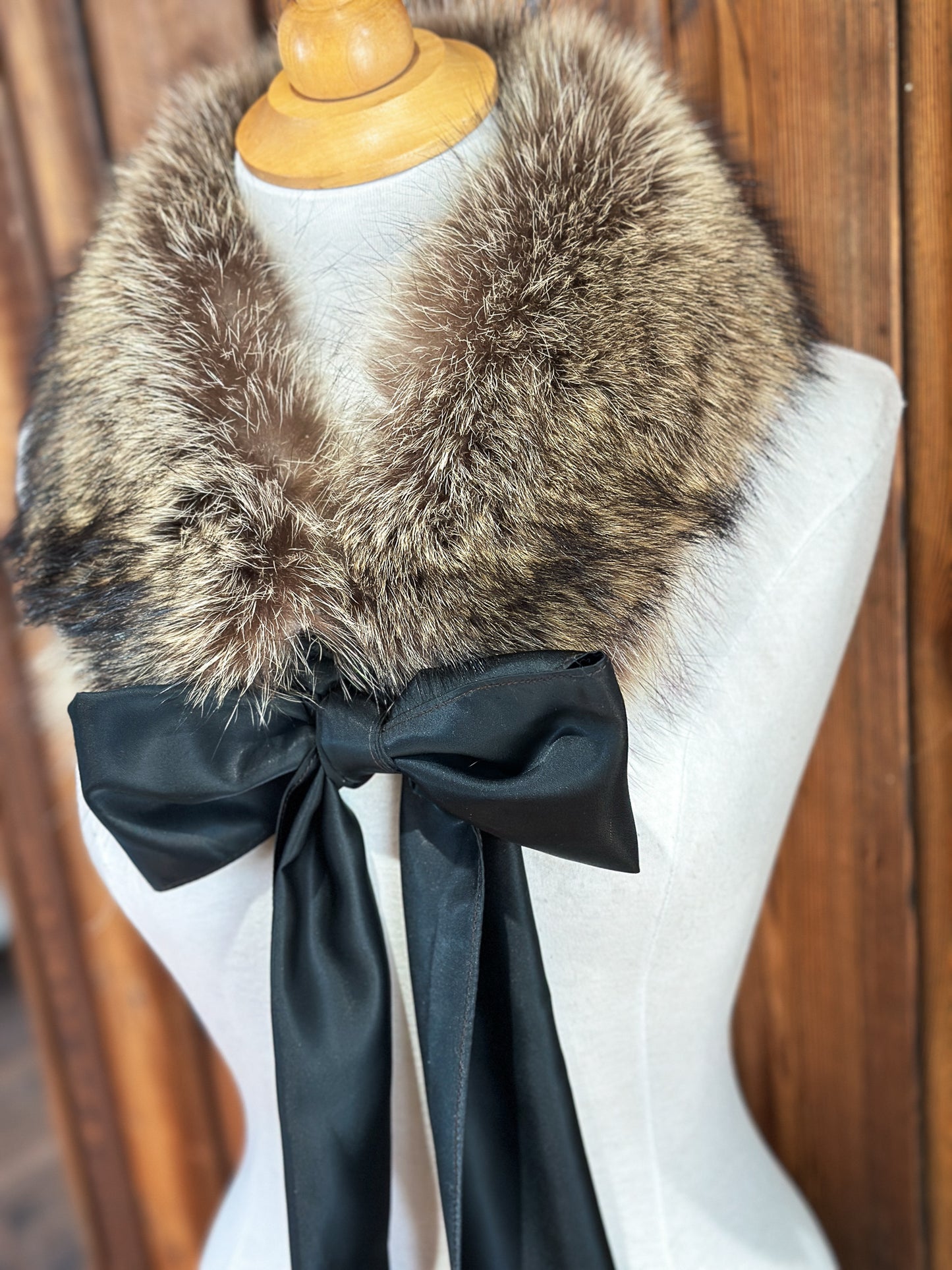 Foulard tout en fourrure avec boucle