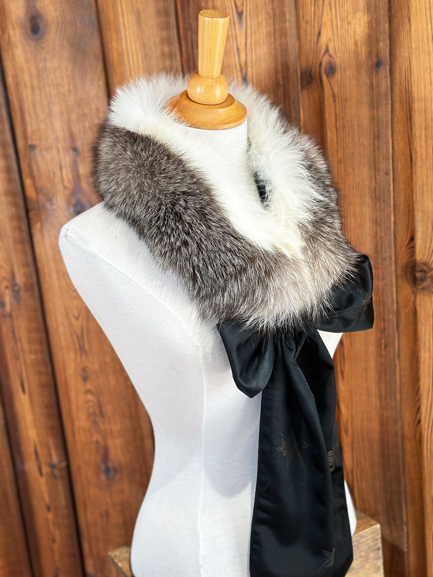 Foulard tout en fourrure 2 couleurs avec boucle