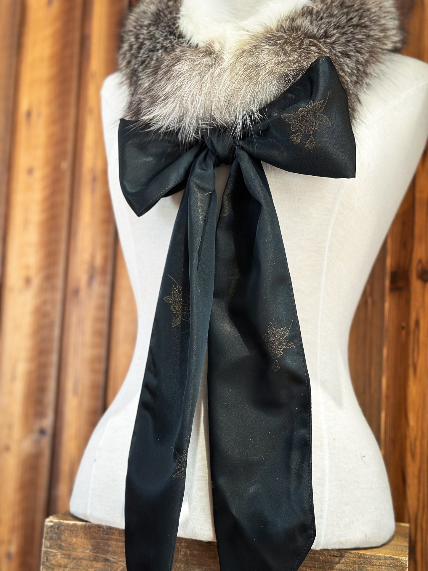 Foulard tout en fourrure 2 couleurs avec boucle