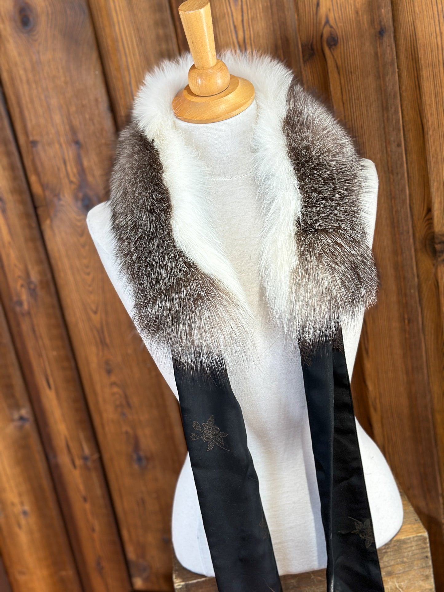 Foulard tout en fourrure 2 couleurs avec boucle