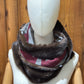 Foulard à capuchon amovible et réversible
