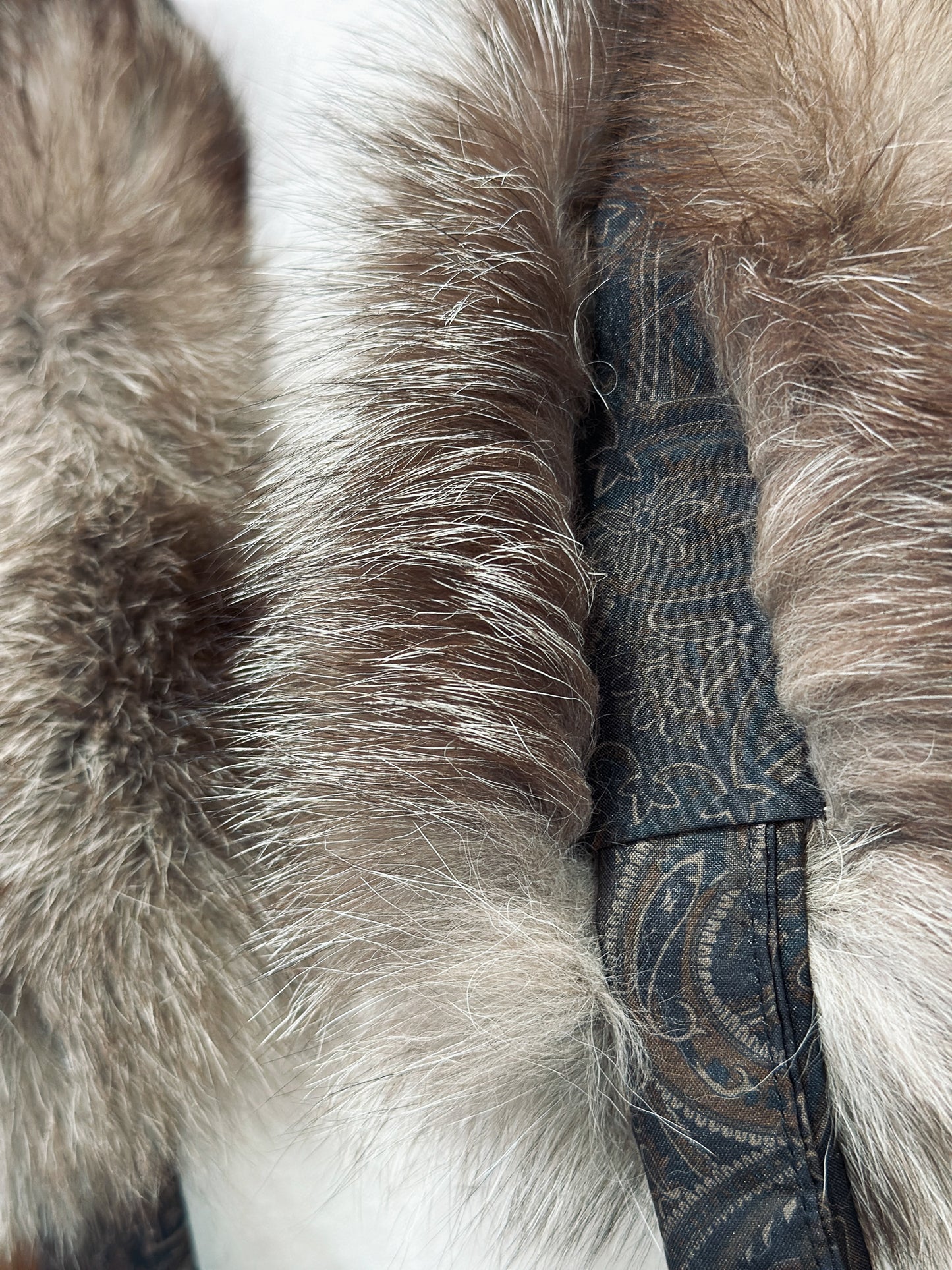 Foulard tout en fourrure avec boucle