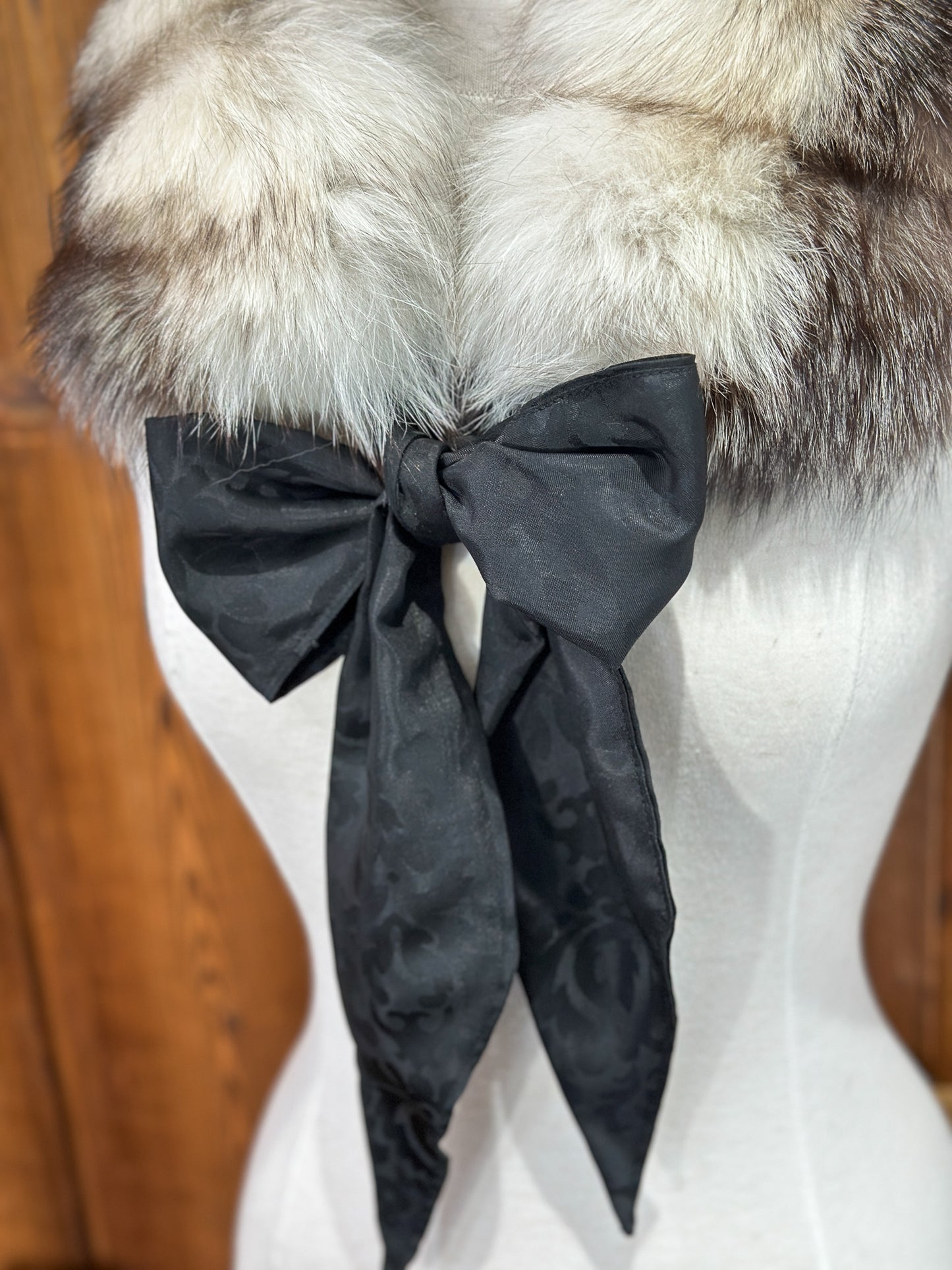 Foulard tout en fourrure avec boucle -  2 couleurs