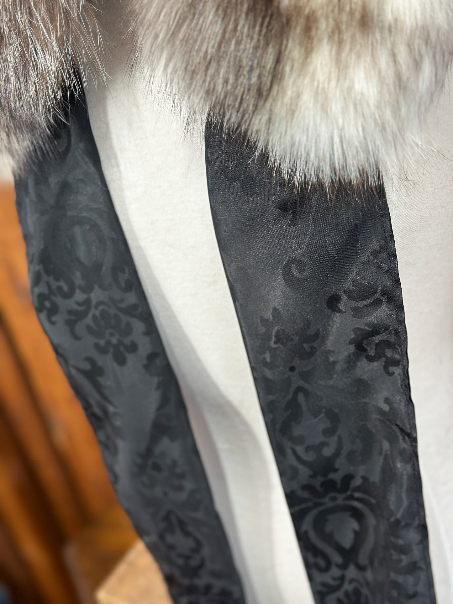 Foulard tout en fourrure avec boucle -  2 couleurs