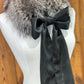 Foulard tout en fourrure avec boucle