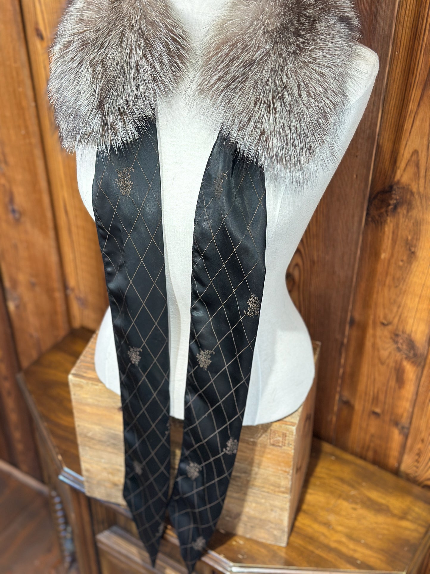 Foulard tout en fourrure avec boucle