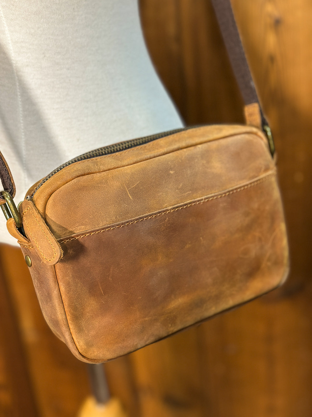 Sac à main avec rabat amovible fourrure