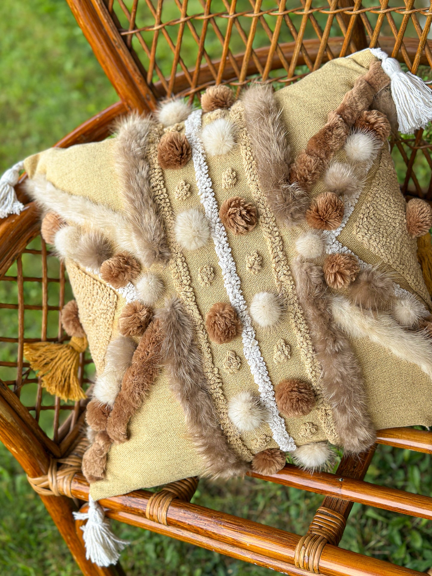 Coussin Bohème et fourrure recyclés - 18x18