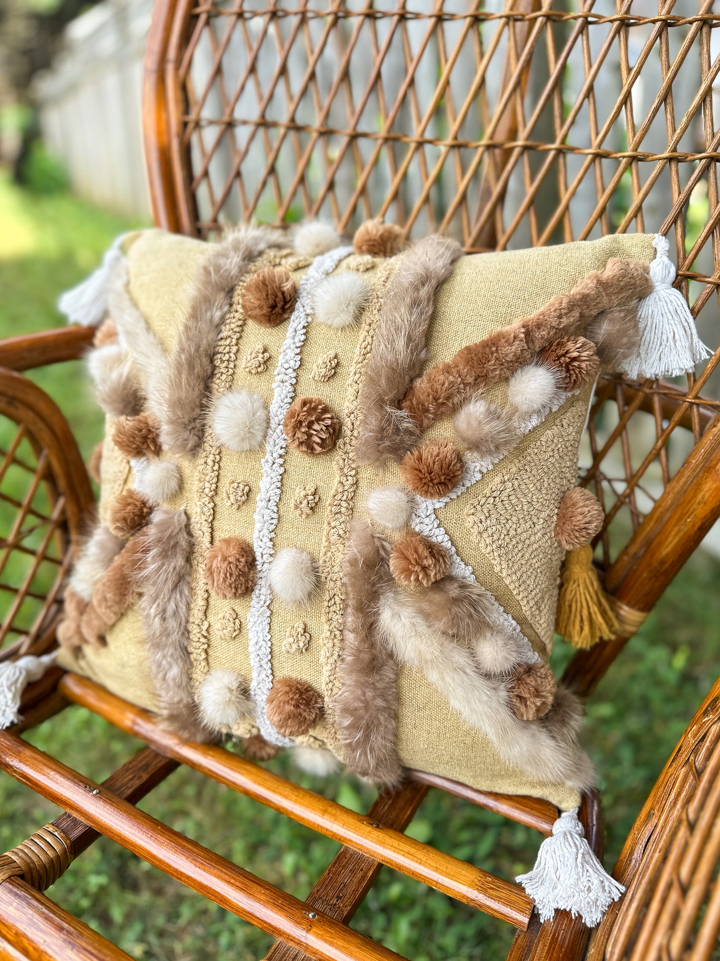 Coussin Bohème et fourrure recyclés - 18x18