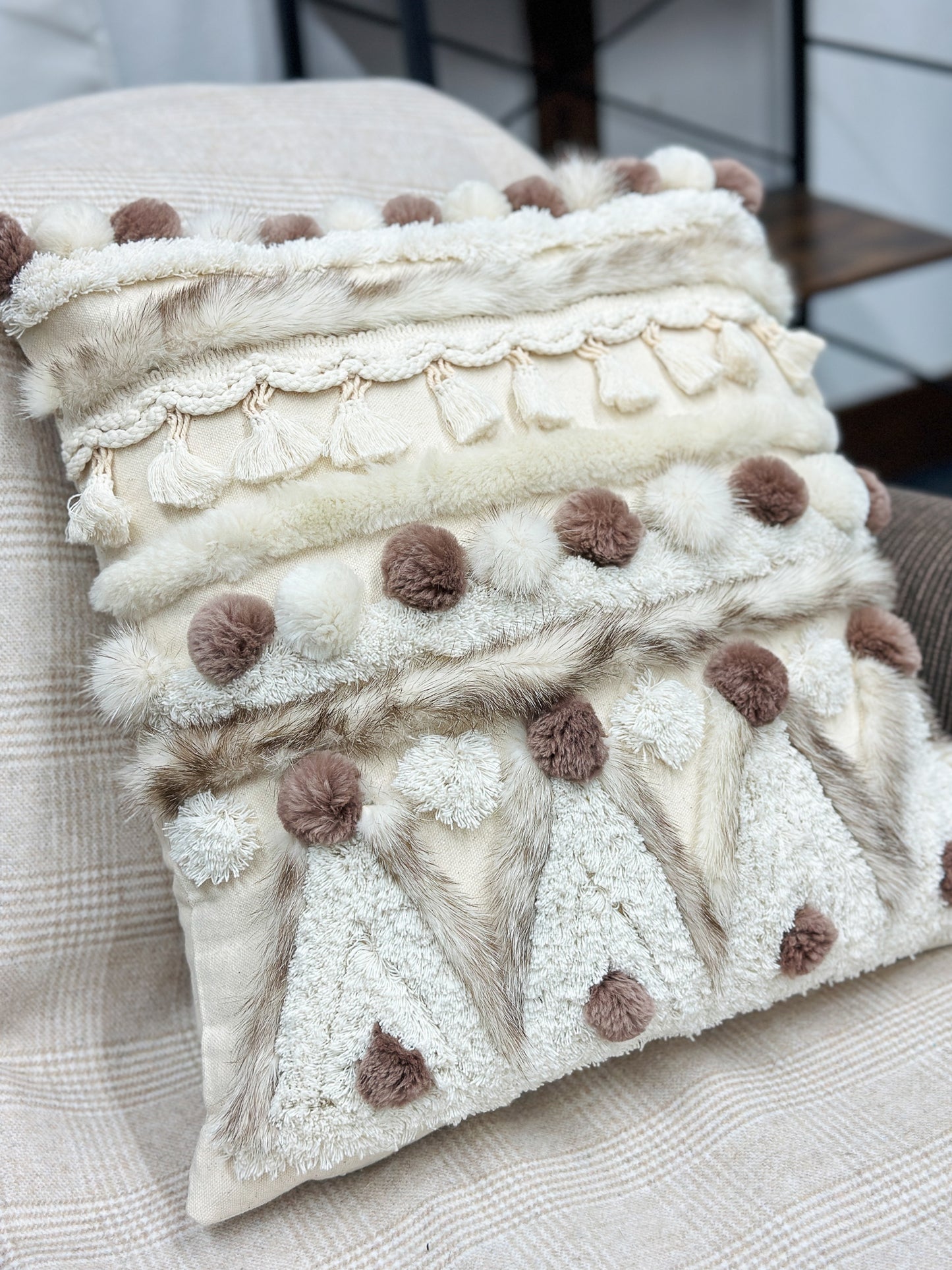 Cushion with recycled fur