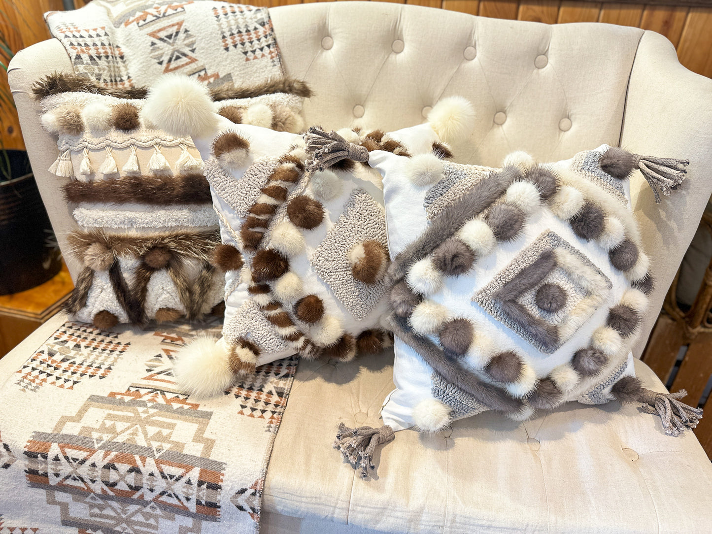 Cushion with recycled fur