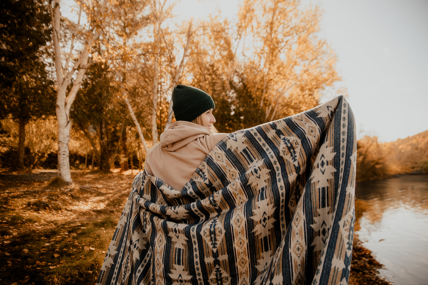 Couverture - Jeté en laine à motif boho aztèque