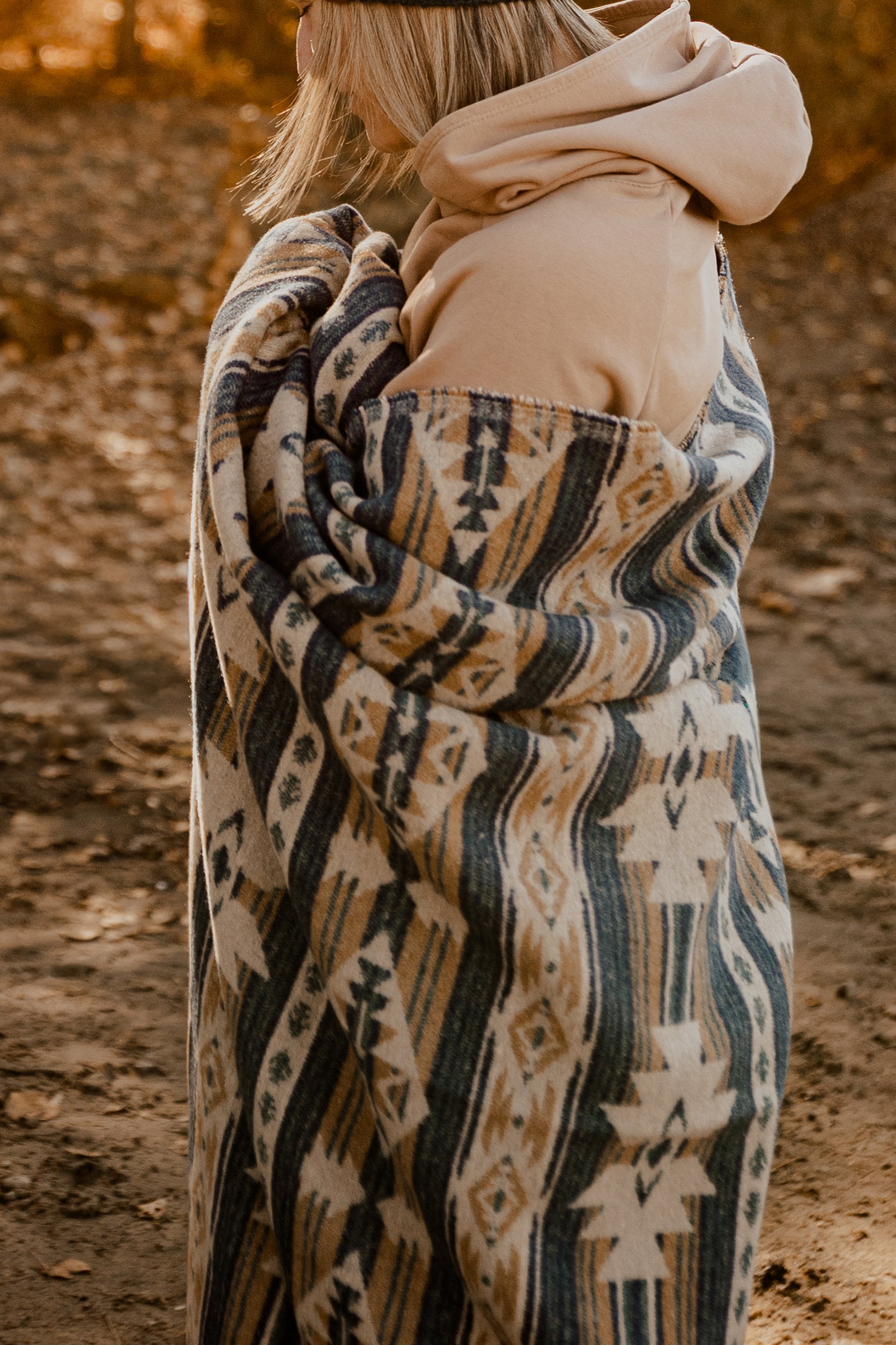 Couverture - Jeté en laine à motif boho aztèque