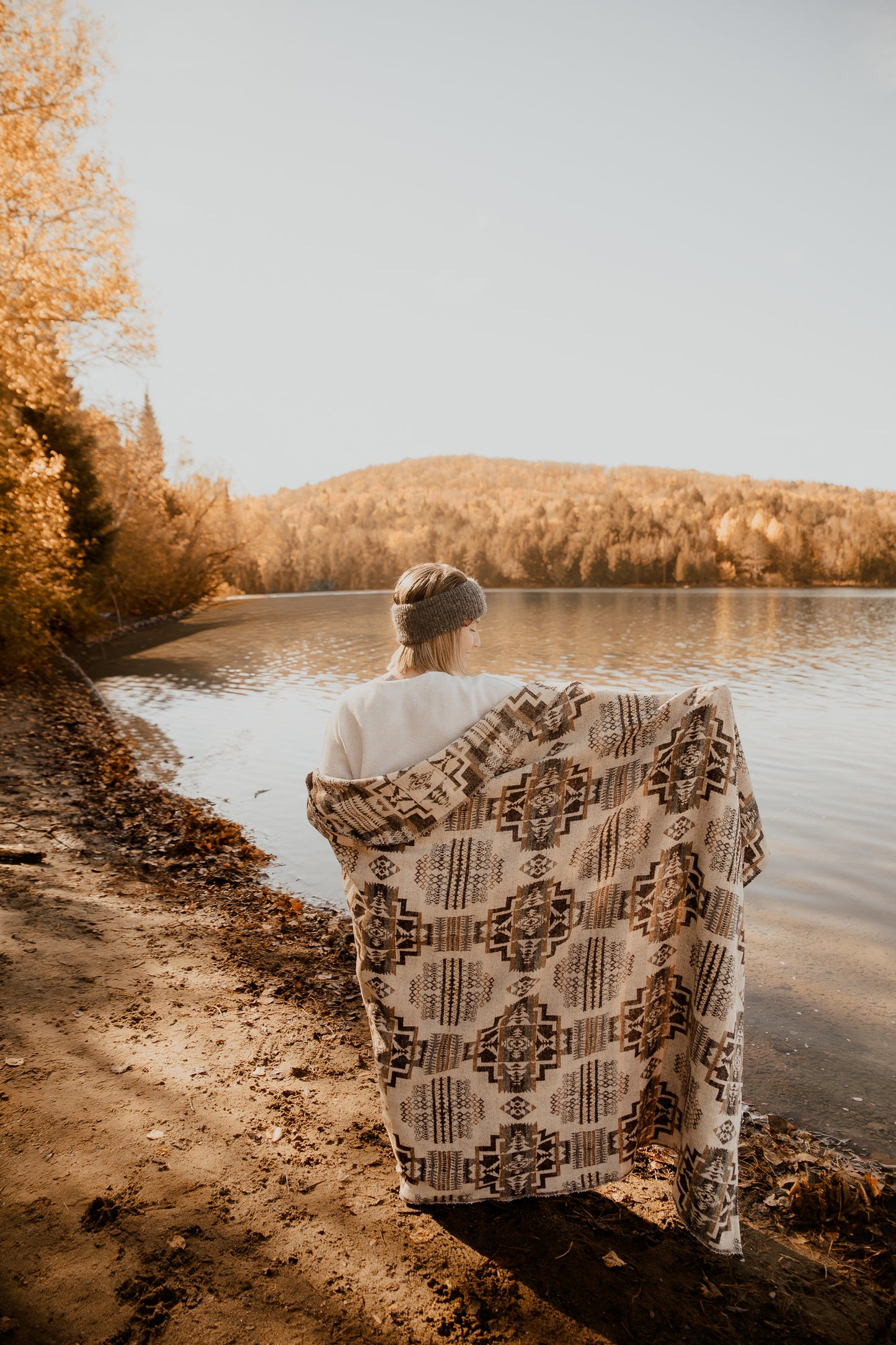 Couverture - Jeté en laine à motif boho aztèque